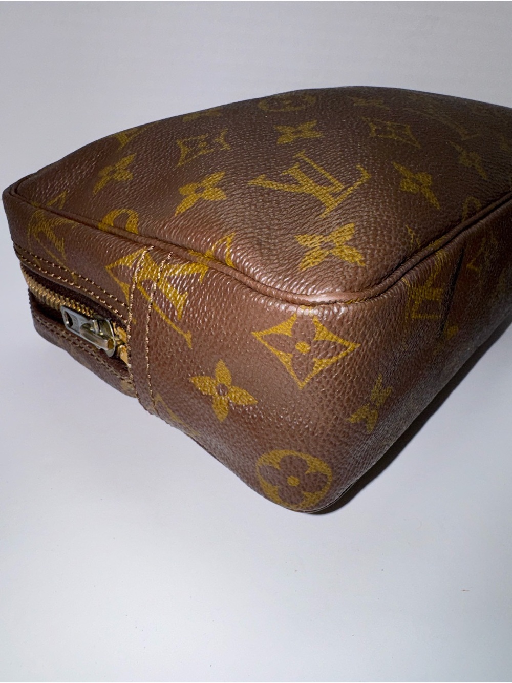 Louis Vuitton Brown Monogram Canvas Trousse 23cm - Picture 4 of 9